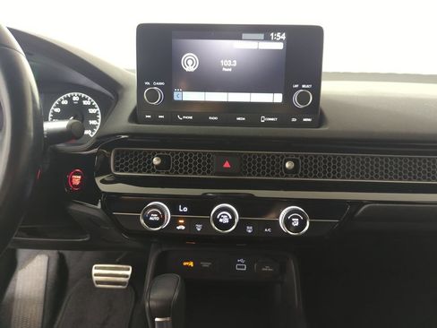 Used 2024 Honda Civic Sport image 13