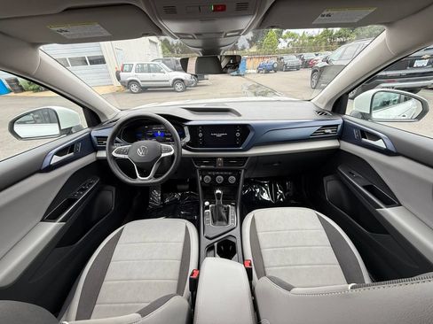 Used 2023 Volkswagen Taos SE FWD image 21