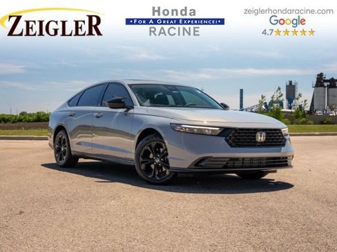 Used 2025 Honda Accord SE image 1