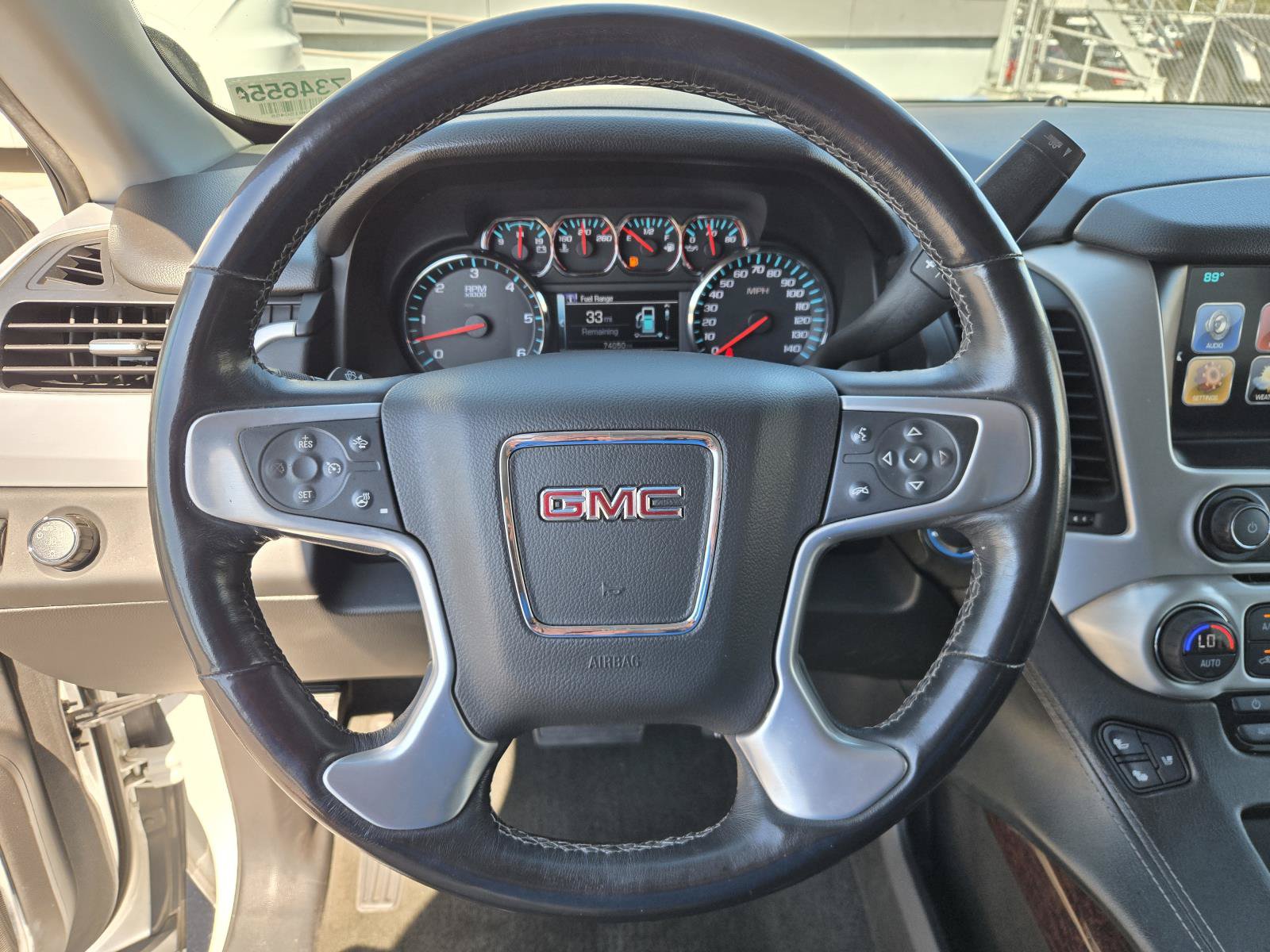 Used 2017 GMC Yukon SLT RWD image 15