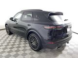 Certified 2021 Porsche Cayenne image 3