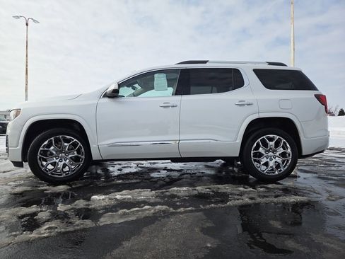 Used 2021 GMC Acadia Denali w/ Denali Technology Package image 22