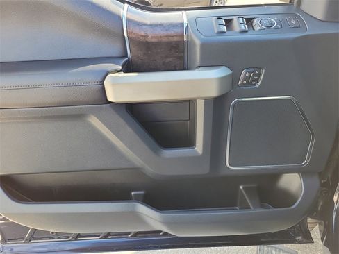 Used 2022 Ford F250 Lariat w/ Tremor Off-Road Package image 21