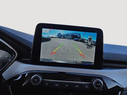 Used 2021 Ford Escape SEL image 16