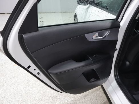 Used 2024 Kia Forte LXS FWD image 19