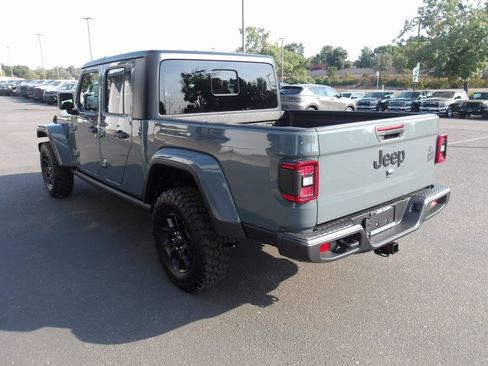 New 2025 Jeep Gladiator Willys image 6