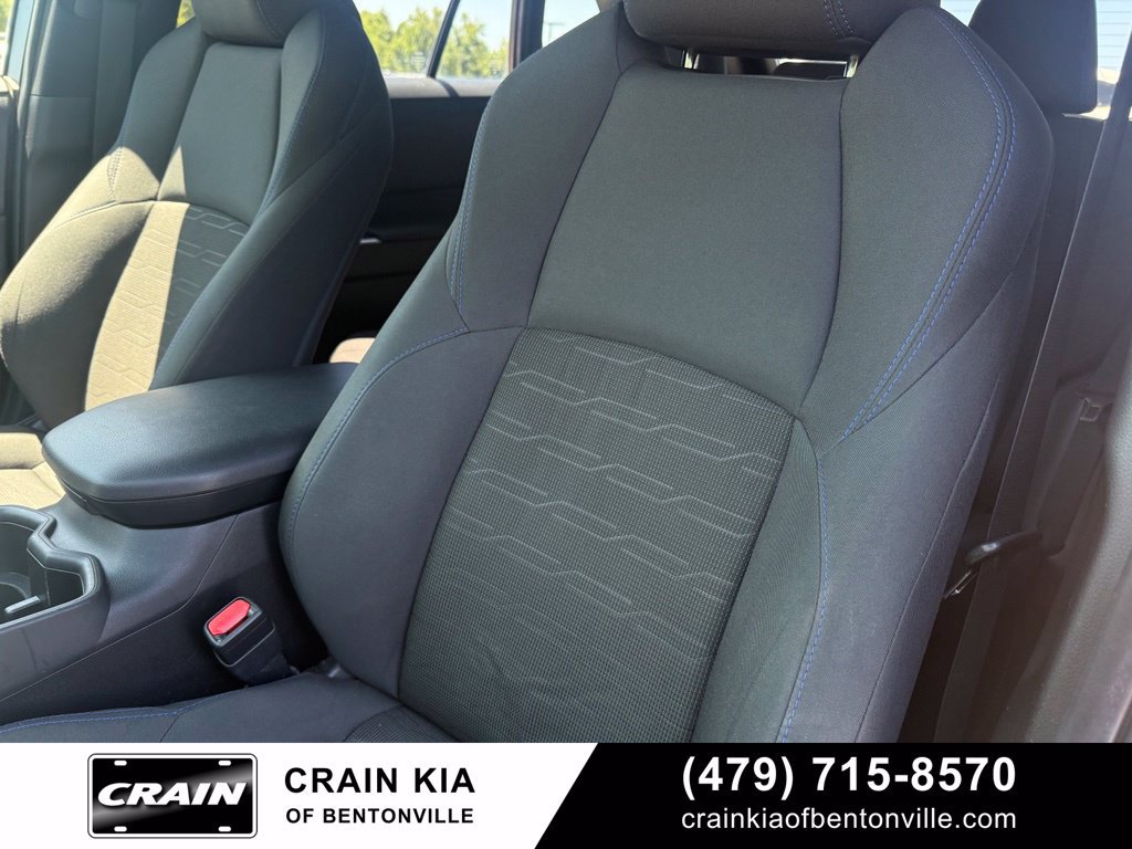 Used 2022 Toyota RAV4 SE AWD/4WD image 21