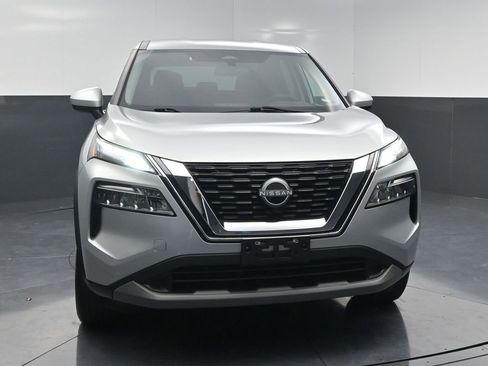 Used 2023 Nissan Rogue SV image 14