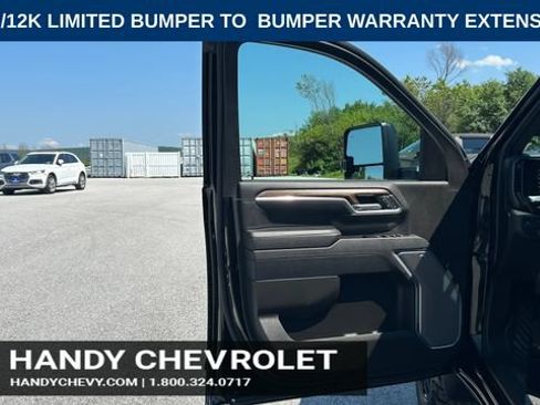 Certified 2025 Chevrolet Silverado 2500 High Country w/ High Country Premium Package AWD/4WD image 9