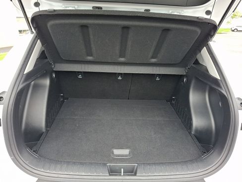 Certified 2024 Hyundai Kona SEL AWD/4WD image 31