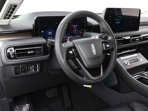 New 2026 Lincoln Aviator Reserve image 11