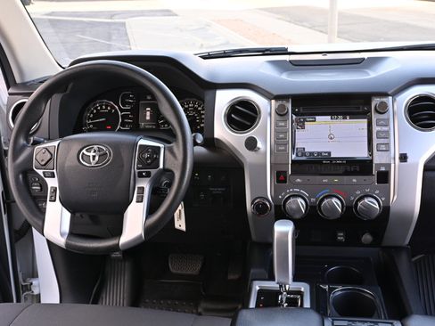 Used 2018 Toyota Tundra SR5 w/ TRD Off Road Package image 18