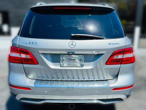 Used 2015 Mercedes-Benz ML 350 4MATIC w/ Premium 1 Package image 4