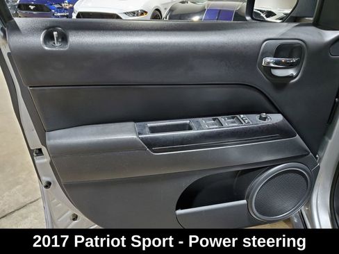 Used 2017 Jeep Patriot Sport w/ Power Value Group image 8