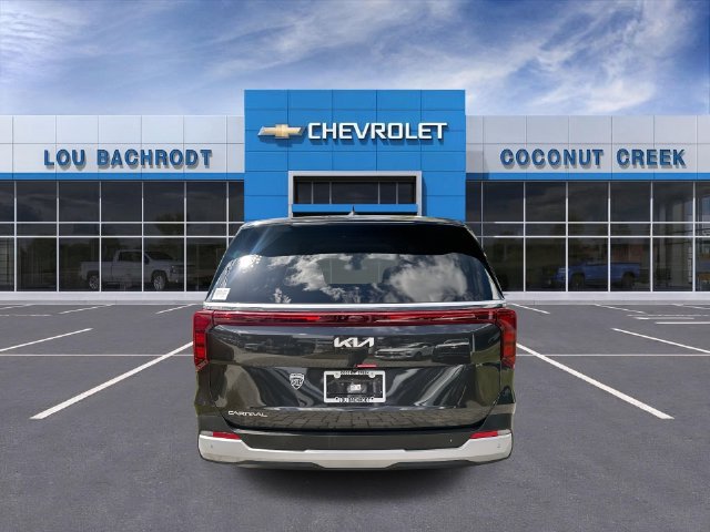Used 2026 Kia Carnival FWD image 7