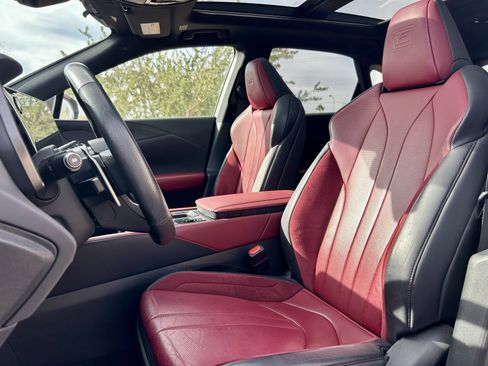 Used 2024 Lexus RX 500h F Sport w/ Convenience Package image 10