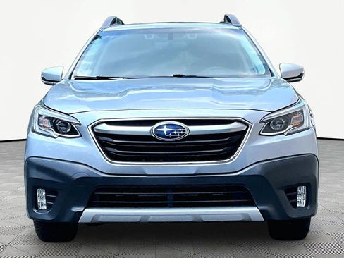 Used 2022 Subaru Outback Limited AWD/4WD image 4