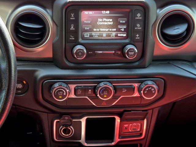 Used 2018 Jeep Wrangler Unlimited Sport AWD/4WD image 11