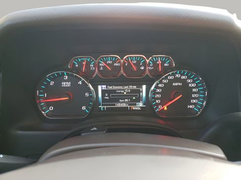 Used 2020 Chevrolet Suburban LT w/ Max Trailering Package image 38