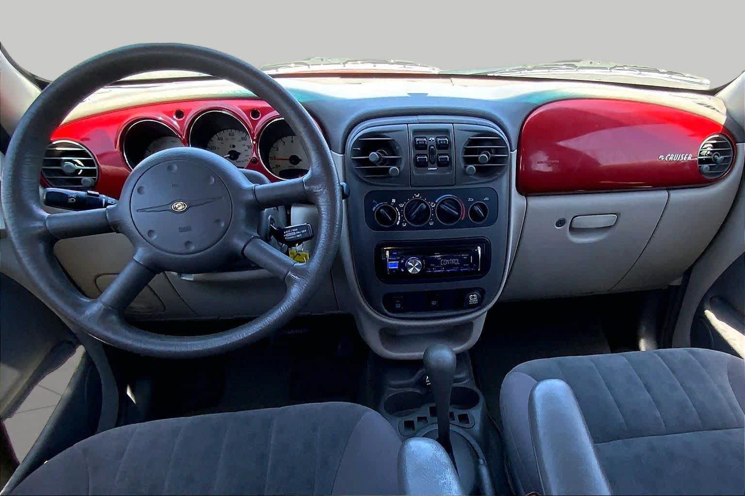 Used 2002 Chrysler PT Cruiser FWD image 15