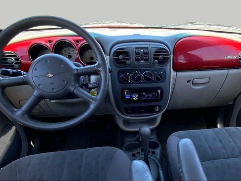 Used 2002 Chrysler PT Cruiser FWD image 15