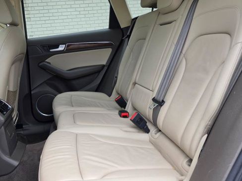 Used 2017 Audi Q5 2.0T Premium Plus w/ Technology Package AWD/4WD image 11