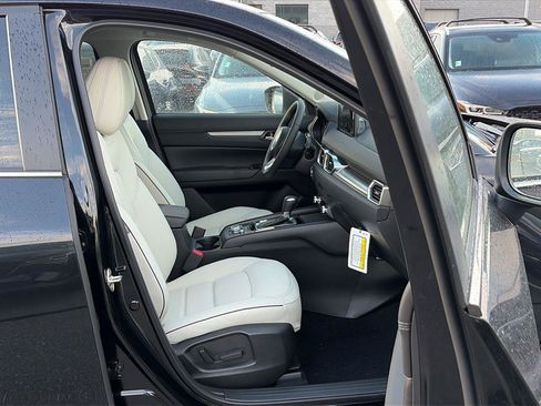 New 2025 MAZDA CX-5 AWD 2.5 S w/ Preferred Package image 28