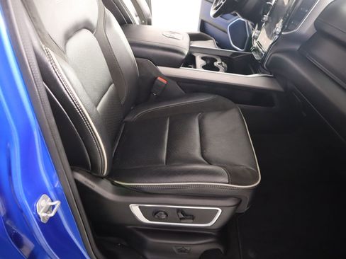 Used 2022 RAM 1500 Laramie w/ Sport Appearance Package image 14