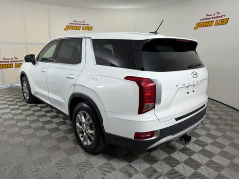 Used 2020 Hyundai Palisade SE FWD image 3