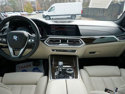 Used 2020 BMW X5 xDrive40i w/ Executive Package image 17