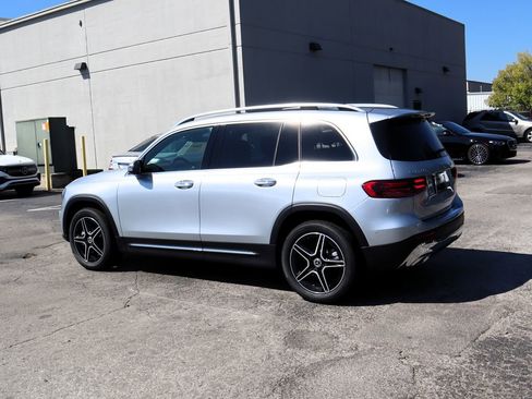 New 2026 Mercedes-Benz GLB 250 4MATIC image 5