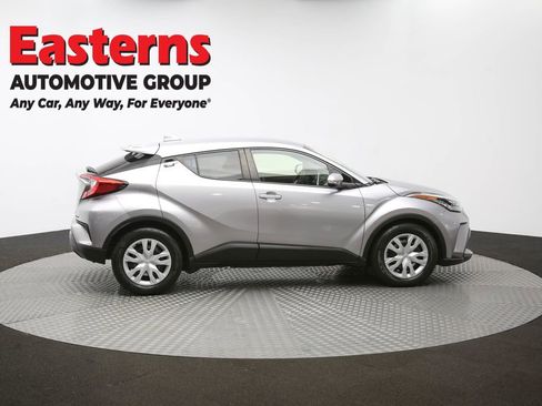 Used 2020 Toyota C-HR LE image 41