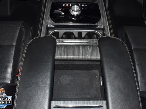 Certified 2024 Jeep Wagoneer Series II w/ Flexible Seating Group AWD/4WD image 30