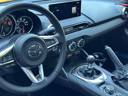 New 2025 MAZDA MX-5 Miata RF Grand Touring image 11