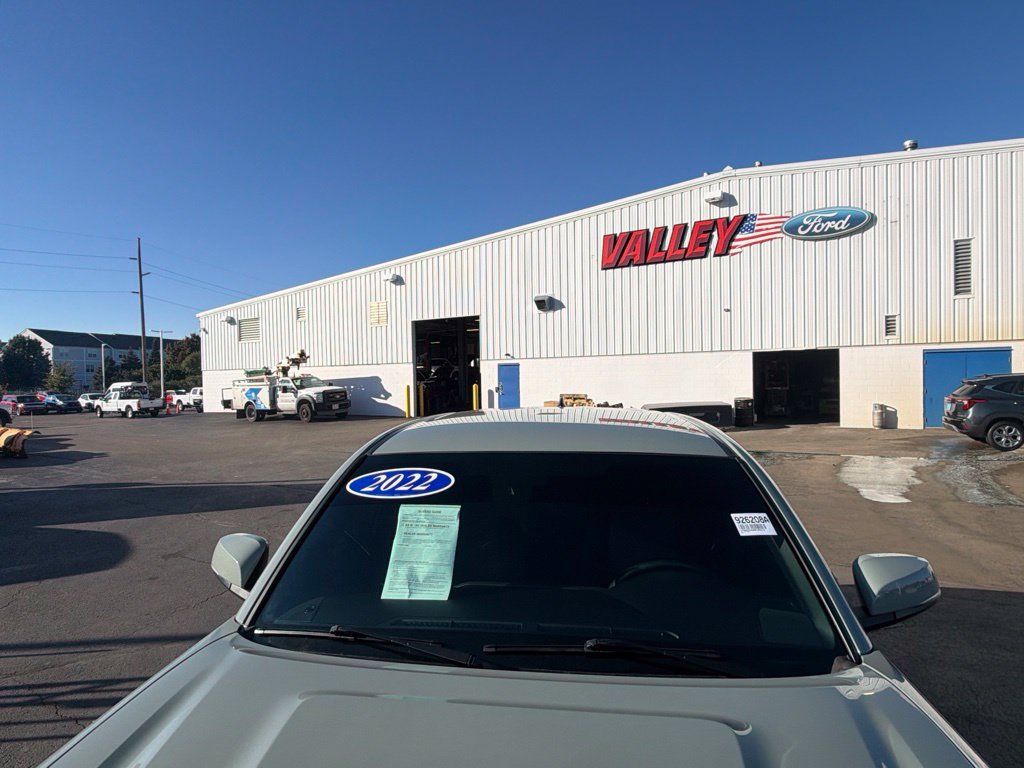 Used 2022 Toyota Tacoma TRD Sport w/ Technology Package RWD image 17