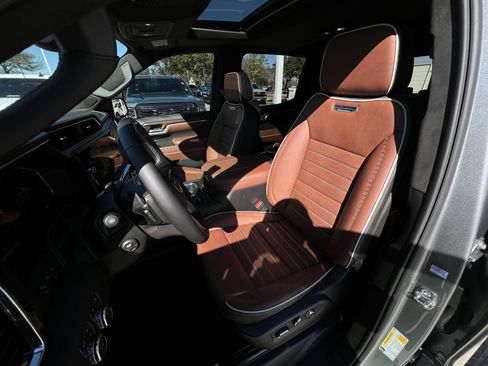 Used 2026 GMC Sierra 1500 Denali Ultimate image 22