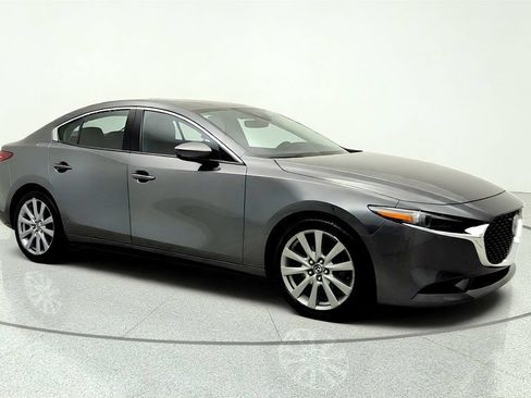 Used 2019 MAZDA MAZDA3 AWD Sedan w/ Premium Package image 3