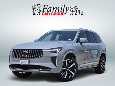 Used 2025 Volvo XC90 B5 Core w/ Climate Package AWD/4WD image 1