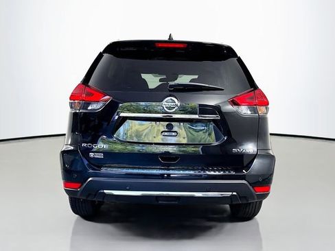 Used 2019 Nissan Rogue SV AWD/4WD image 7
