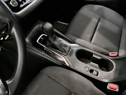Used 2024 Toyota Corolla LE FWD image 15