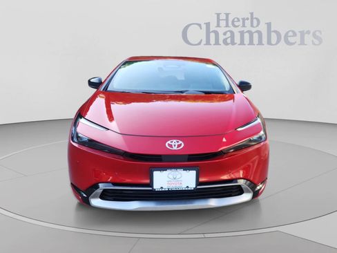 Used 2024 Toyota Prius Prime FWD image 2