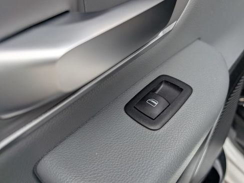 Used 2019 RAM 1500 Big Horn AWD/4WD image 13