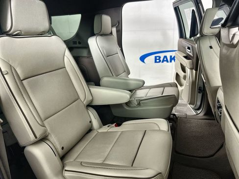 Certified 2025 GMC Yukon XL Denali w/ Denali Reserve Package AWD/4WD image 29