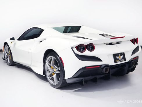 Used 2021 Ferrari F8 Tributo RWD image 7