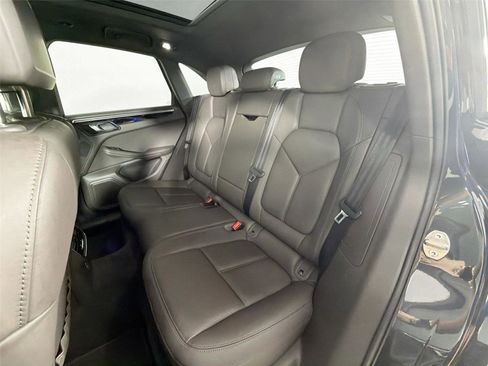 Certified 2023 Porsche Macan S AWD/4WD image 26