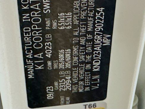 Used 2024 Kia Soul LX w/ Option Group 015 image 12