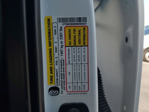 Used 2024 Ford F250 Lariat w/ Black Appearance Package image 30