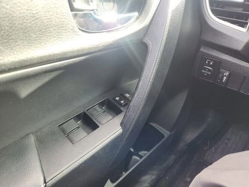 Used 2016 Toyota Corolla S image 18