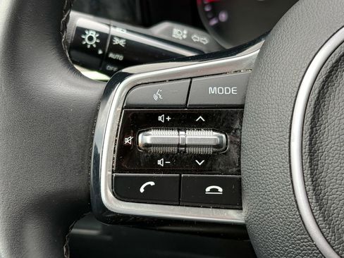 Used 2023 Kia Sorento S w/ Panoramic Sunroof Package AWD/4WD image 31