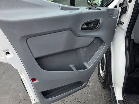 Used 2018 Ford Transit 350 148 Medium Roof RWD image 22